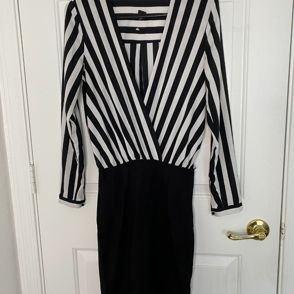 H&M Midi Dress- Black & White